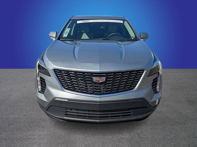 Certified 2023 Cadillac XT4 Luxury w/ Cold Weather Package image 8