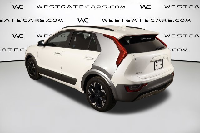 Used 2023 Kia Niro Wave FWD image 46