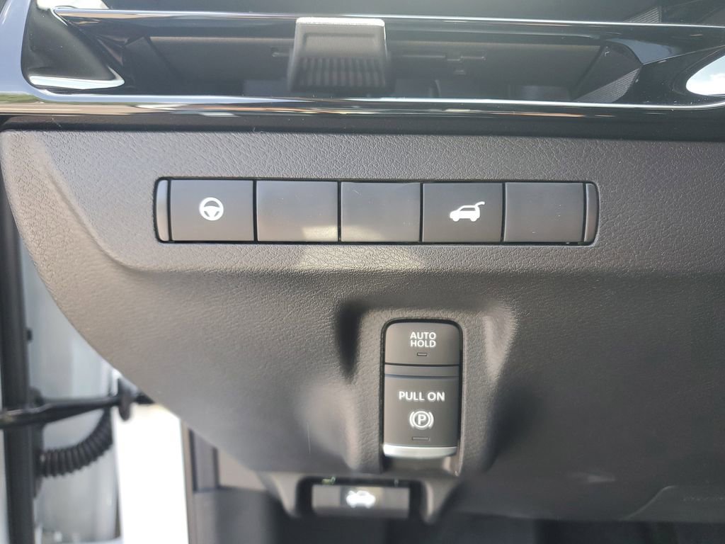 New 2025 Nissan Murano SV image 15