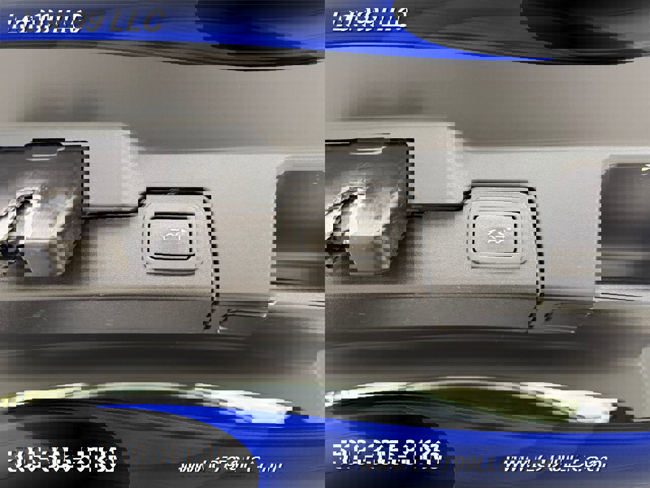 Used 2018 Land Rover Range Rover Evoque SE Premium image 31