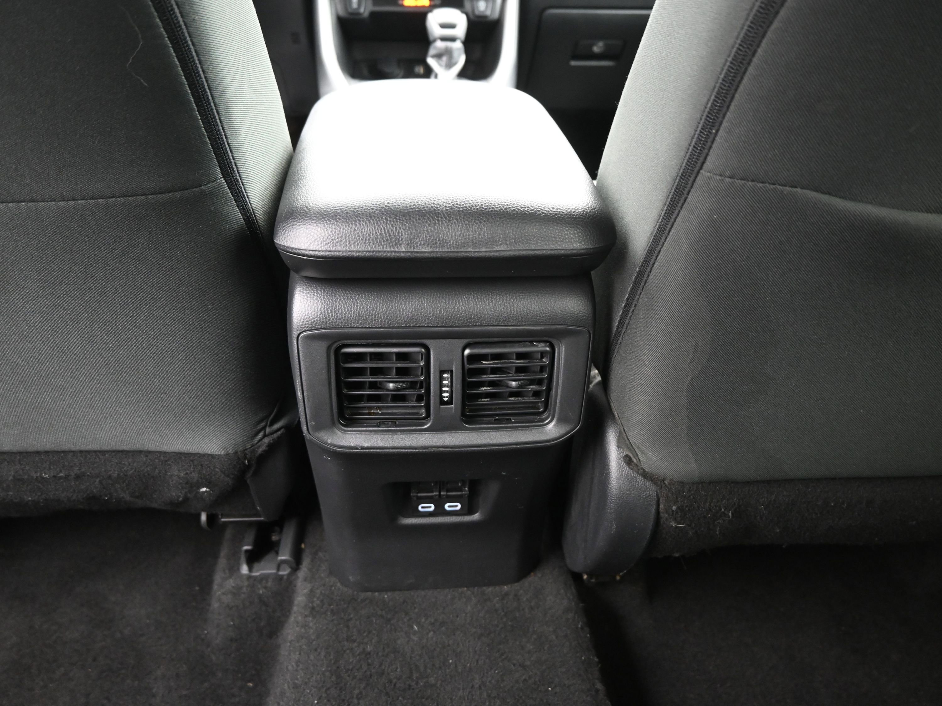 Used 2023 Toyota RAV4 XLE image 22