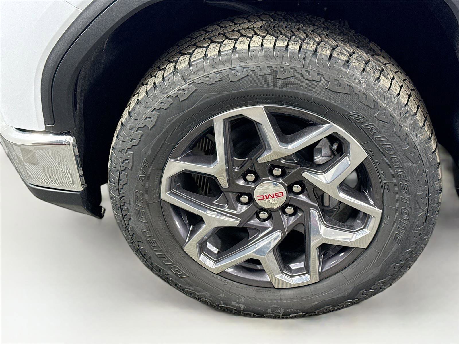 New 2026 GMC Sierra 1500 SLT w/ SLT Premium Plus Package image 27