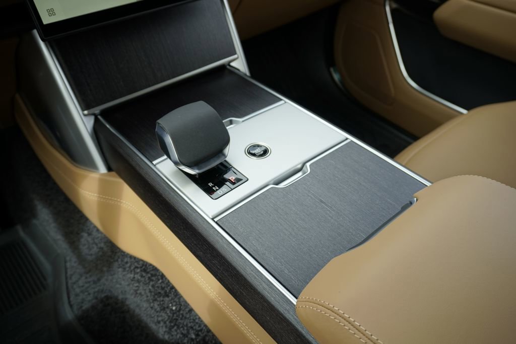New 2026 Land Rover Range Rover SE AWD/4WD image 14