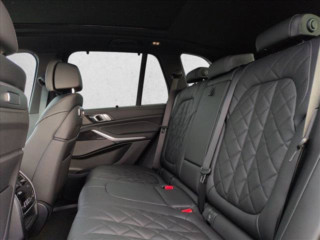 Used 2026 BMW X5 xDrive50e w/ M Sport Package AWD/4WD image 16