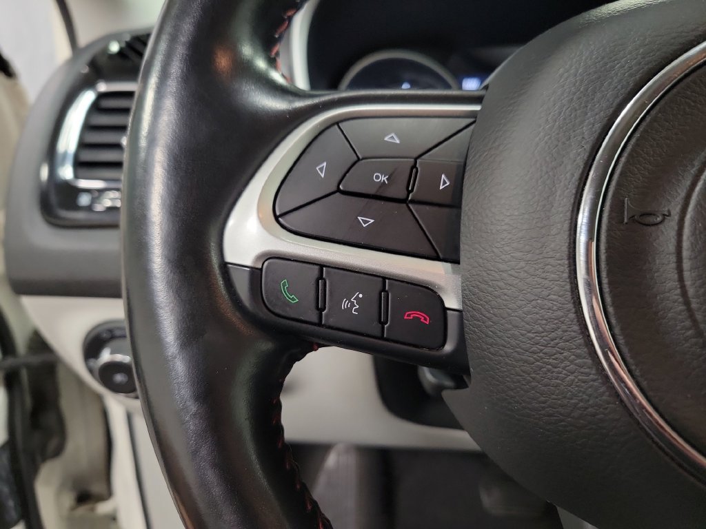 Used 2021 Jeep Compass Limited AWD/4WD image 23