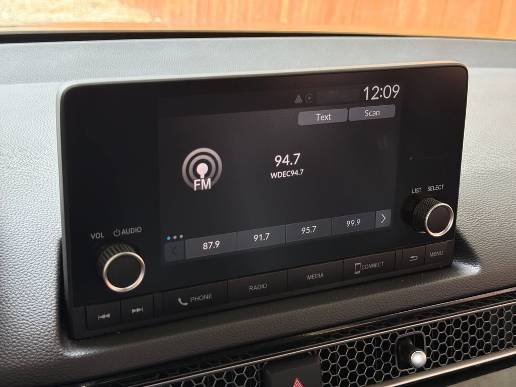 Used 2025 Honda Civic Sport image 8