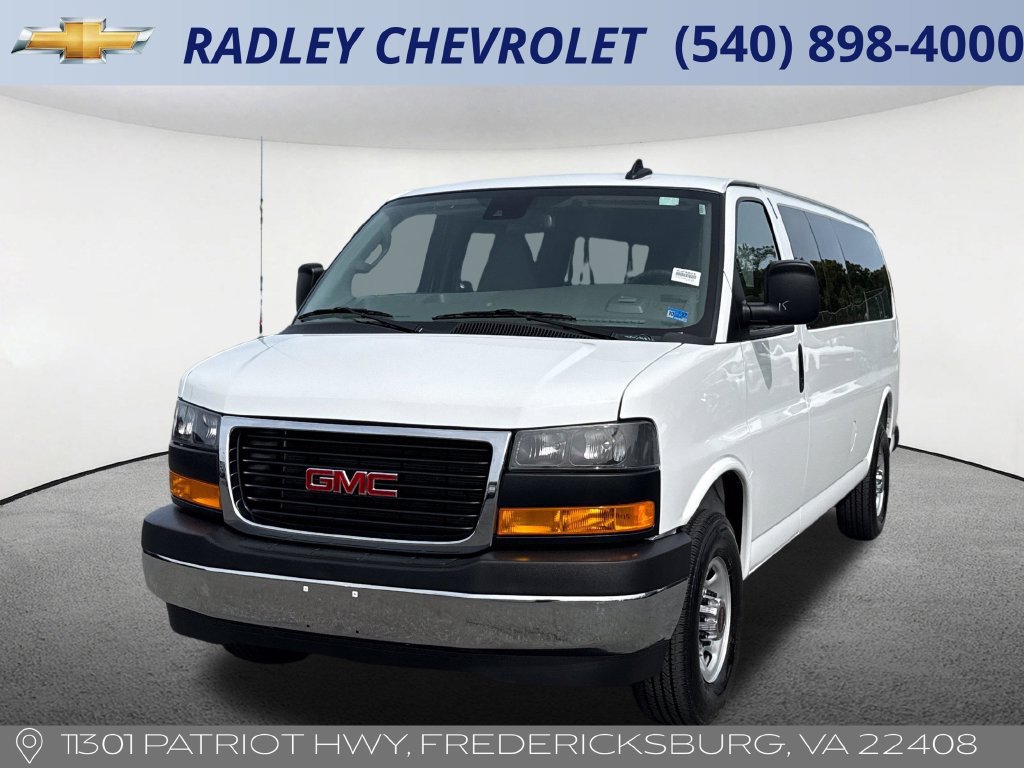 Used 2025 GMC Savana 3500 LT w/ LT Preferred Equipment Group RWD image 1
