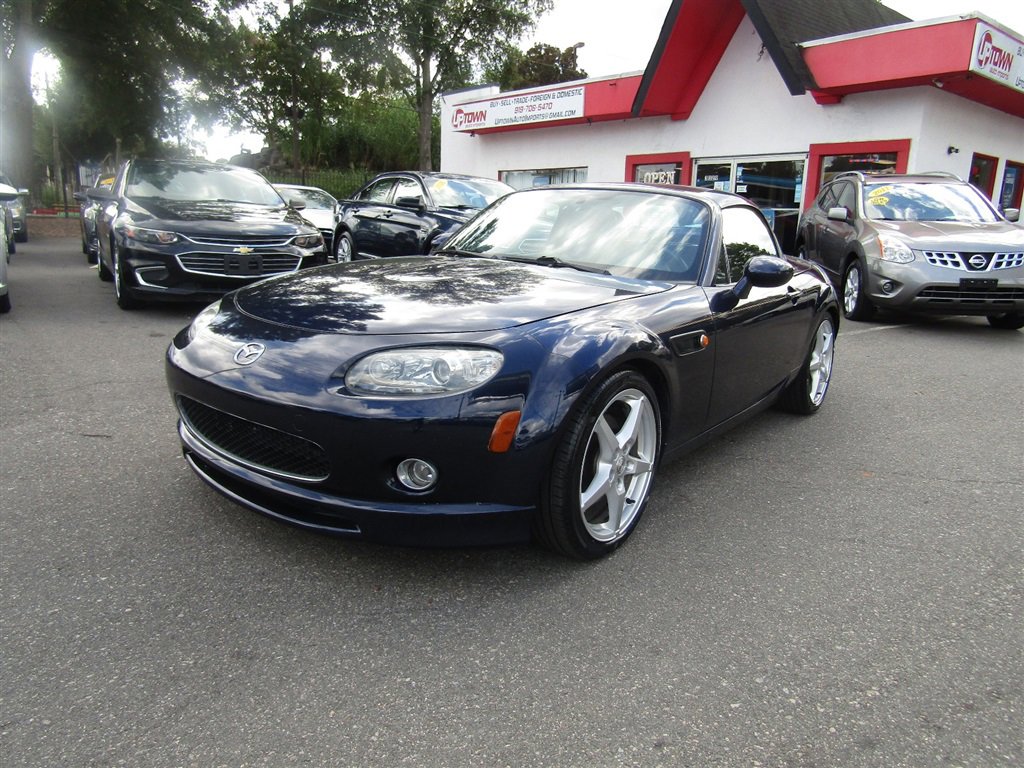 Used 2007 MAZDA MX-5 Miata Touring w/ Interior Trim Pkg image 14