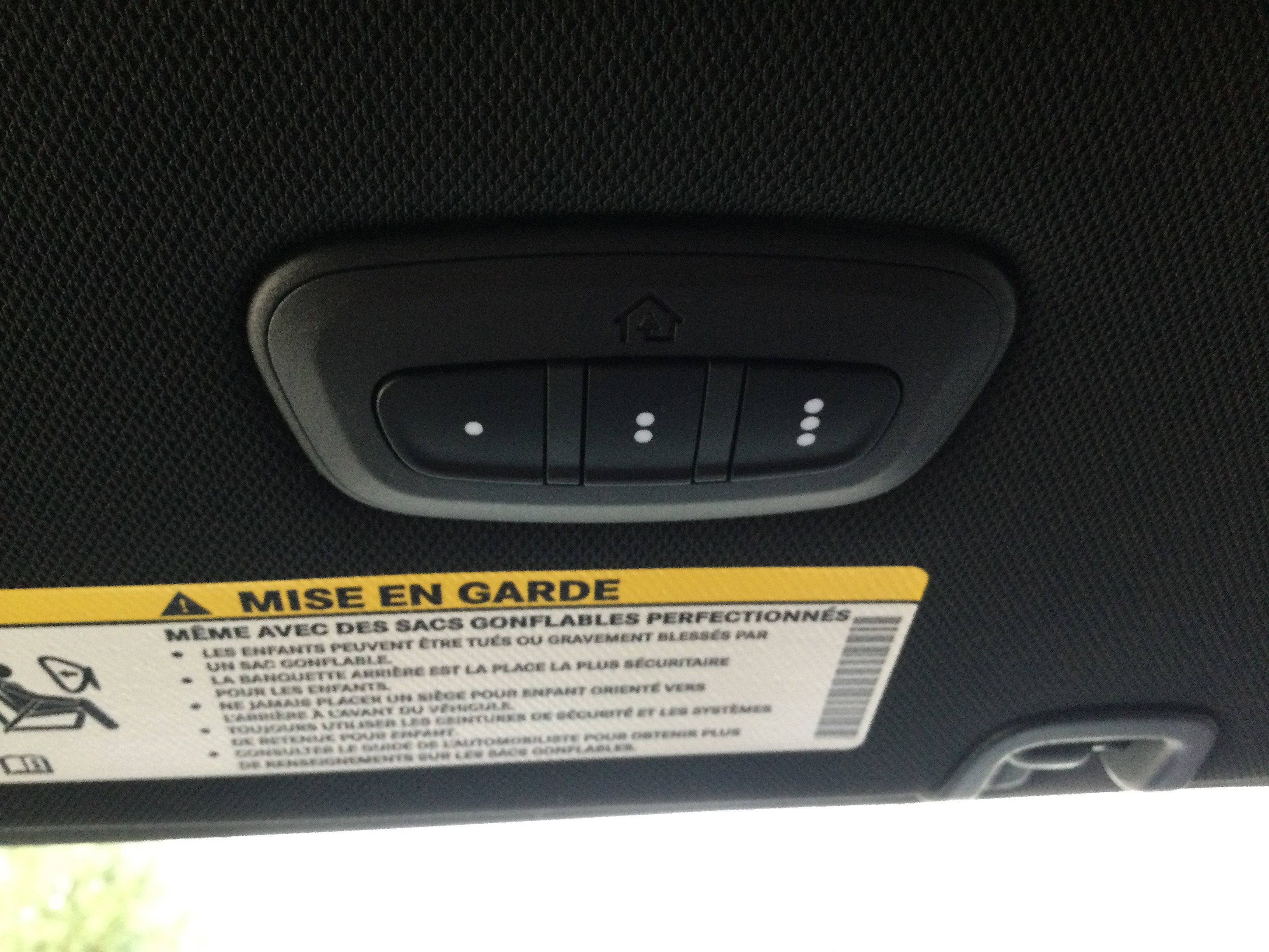 New 2026 Chrysler Pacifica Limited image 16