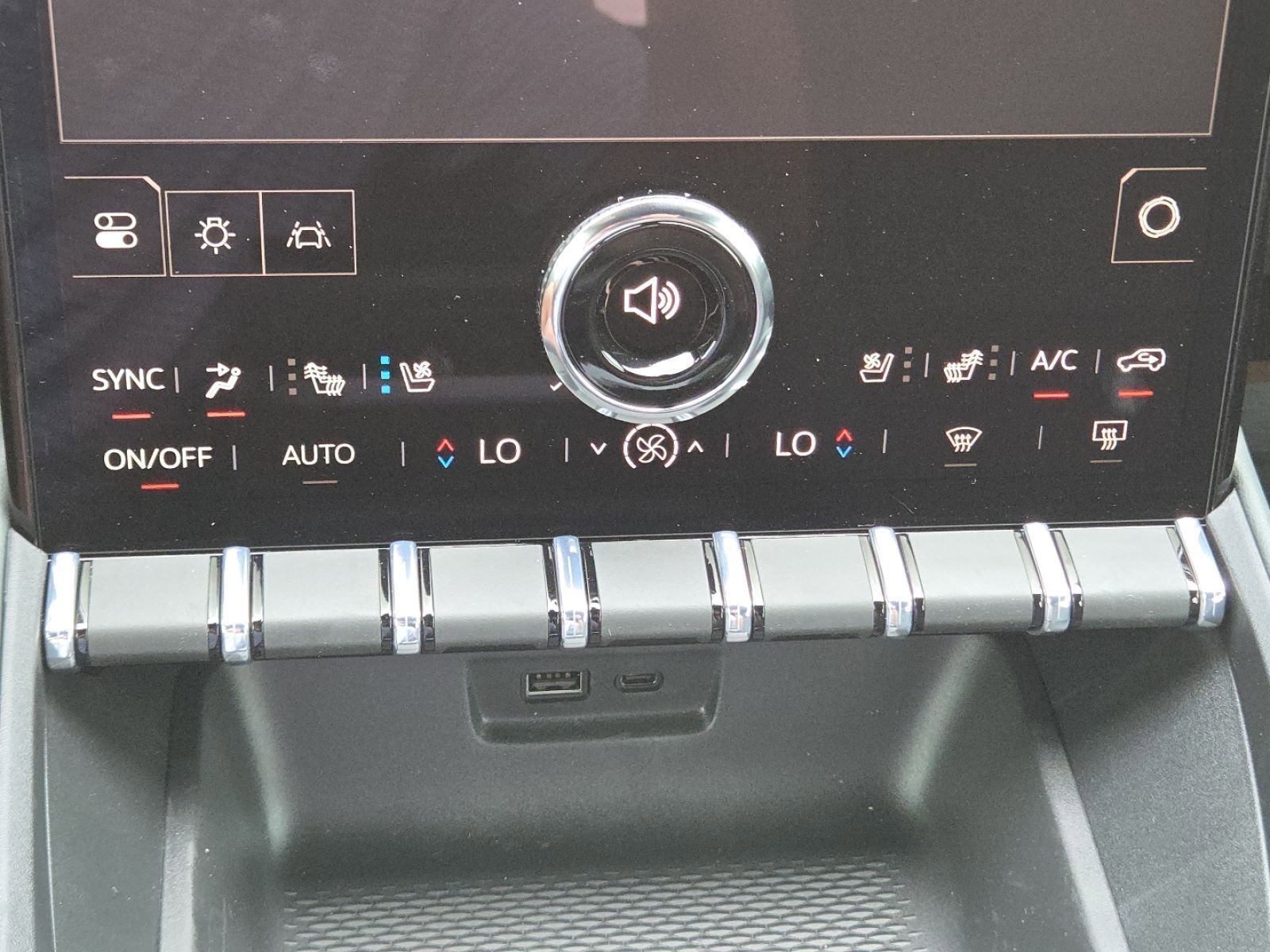 New 2026 GMC Terrain AT4 w/ Convenience Package III AWD/4WD image 33