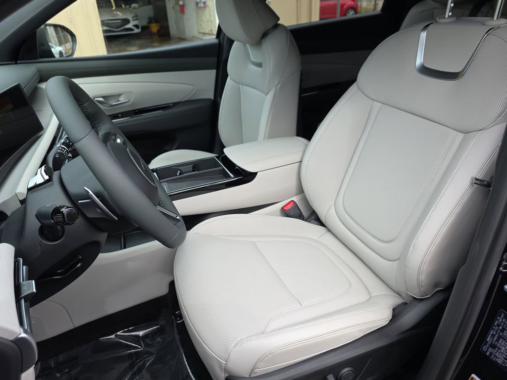 New 2025 Hyundai Tucson Limited image 23