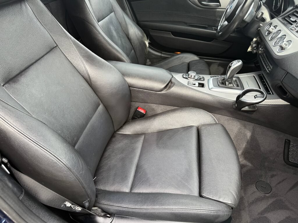Used 2013 BMW Z4 sDrive28i RWD image 25