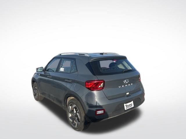 Used 2026 Hyundai Venue SEL image 8