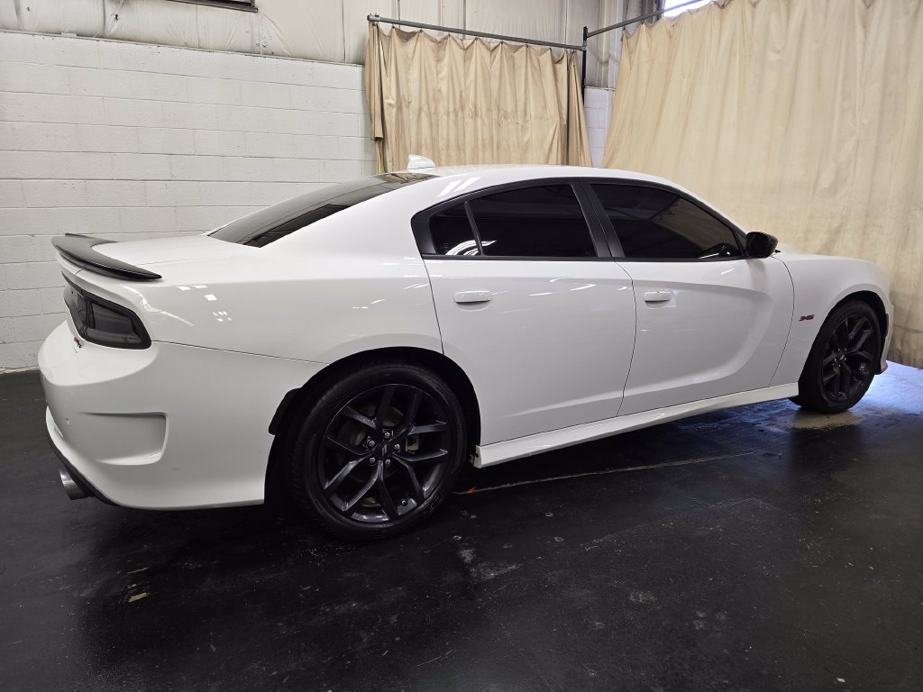 Used 2023 Dodge Charger R/T w/ Plus Group RWD image 6