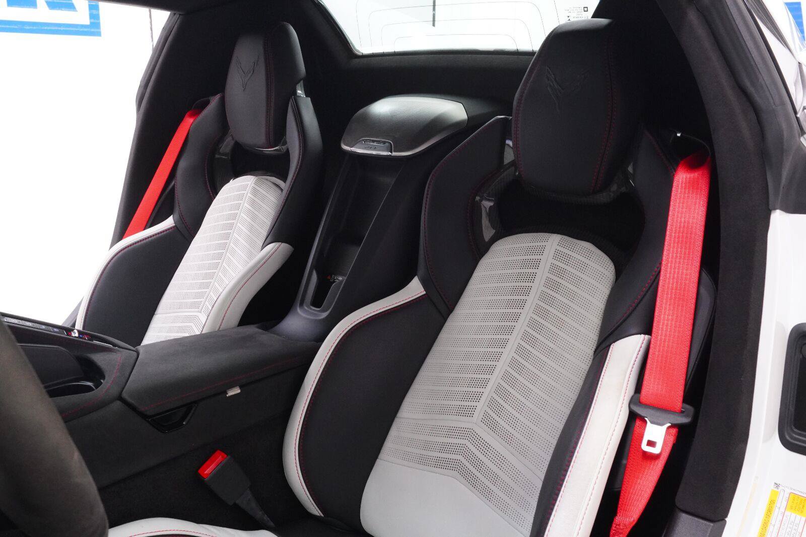 Used 2023 Chevrolet Corvette Stingray Premium Conv RWD image 6