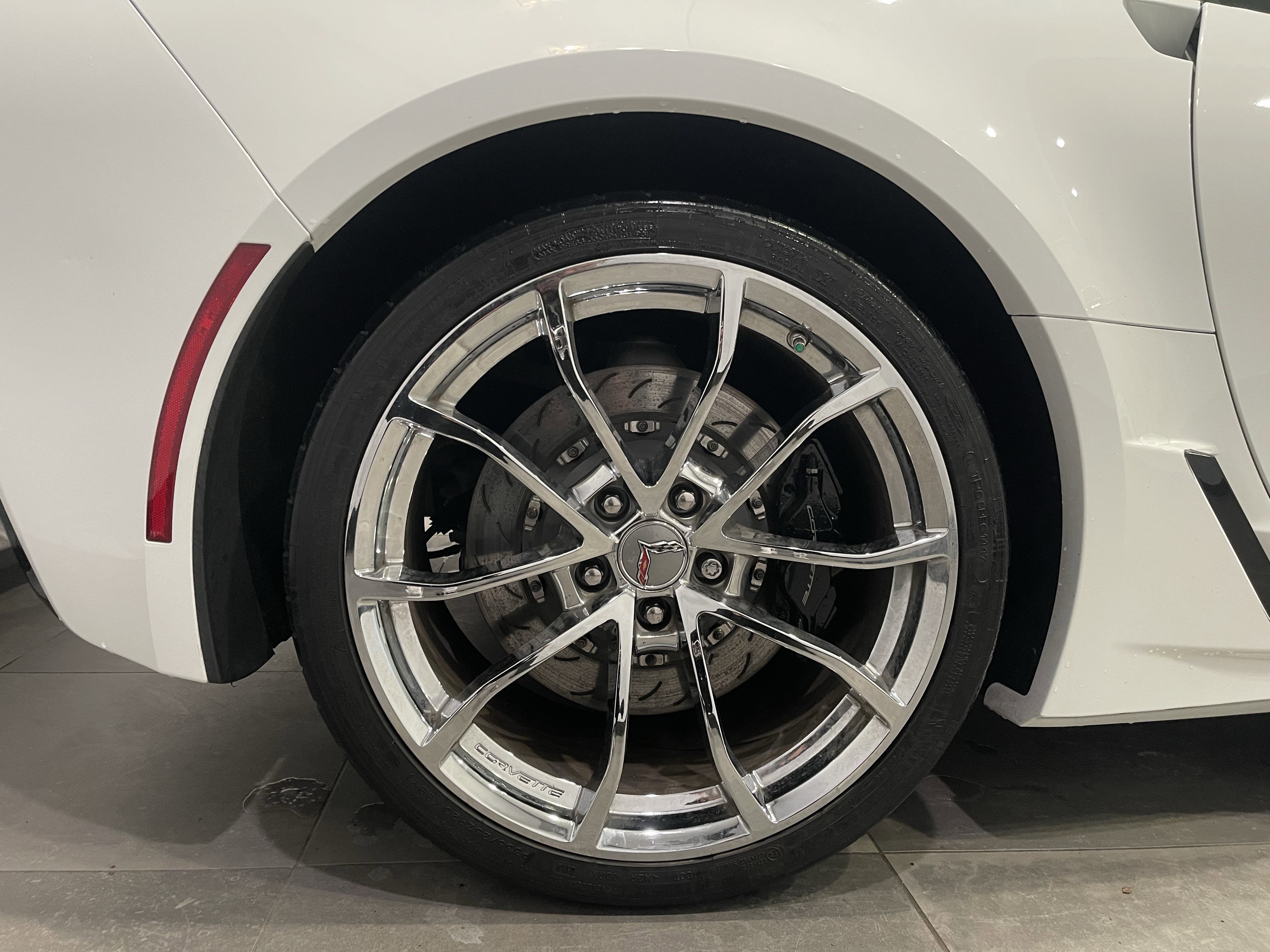 Used 2018 Chevrolet Corvette Grand Sport image 9