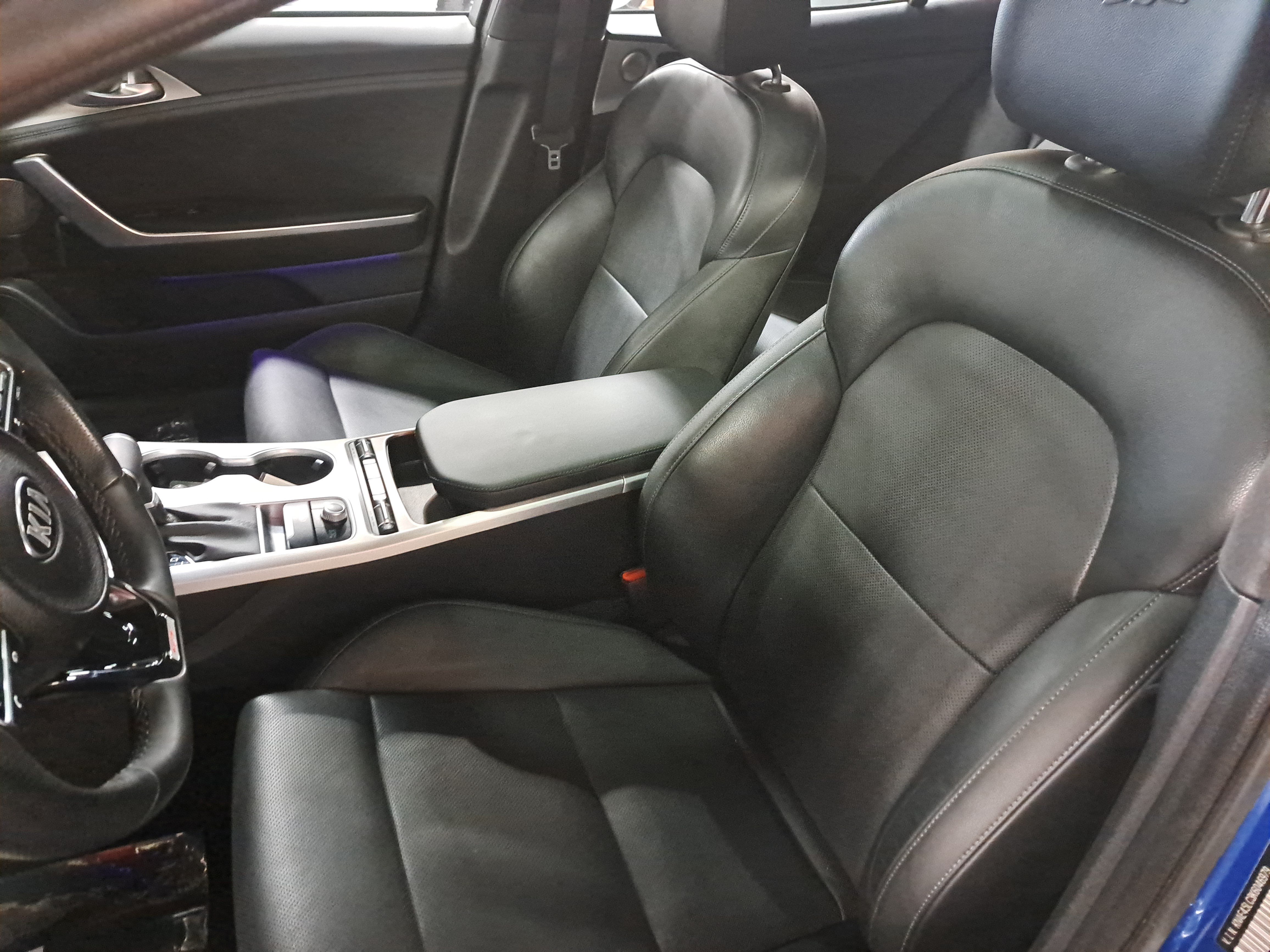 Used 2019 Kia Stinger GT1 RWD image 15