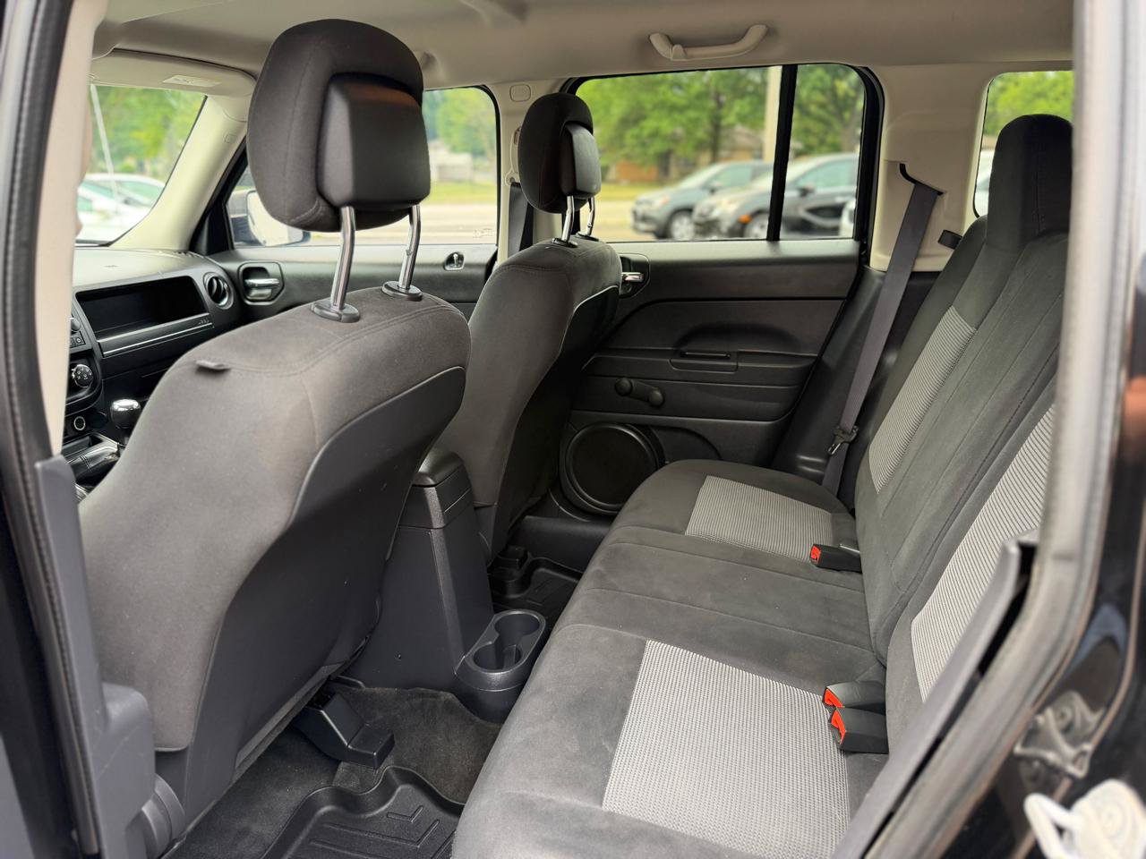 Used 2016 Jeep Patriot Sport FWD image 27