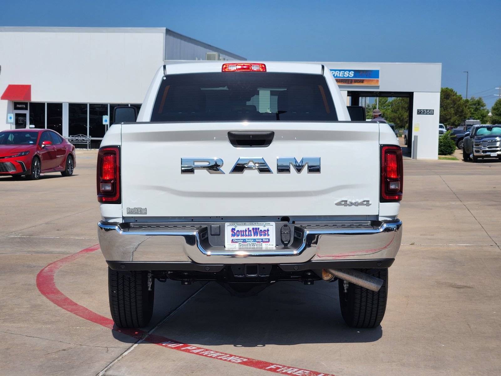 New 2026 RAM 2500 Tradesman w/ Chrome Appearance Group AWD/4WD image 8