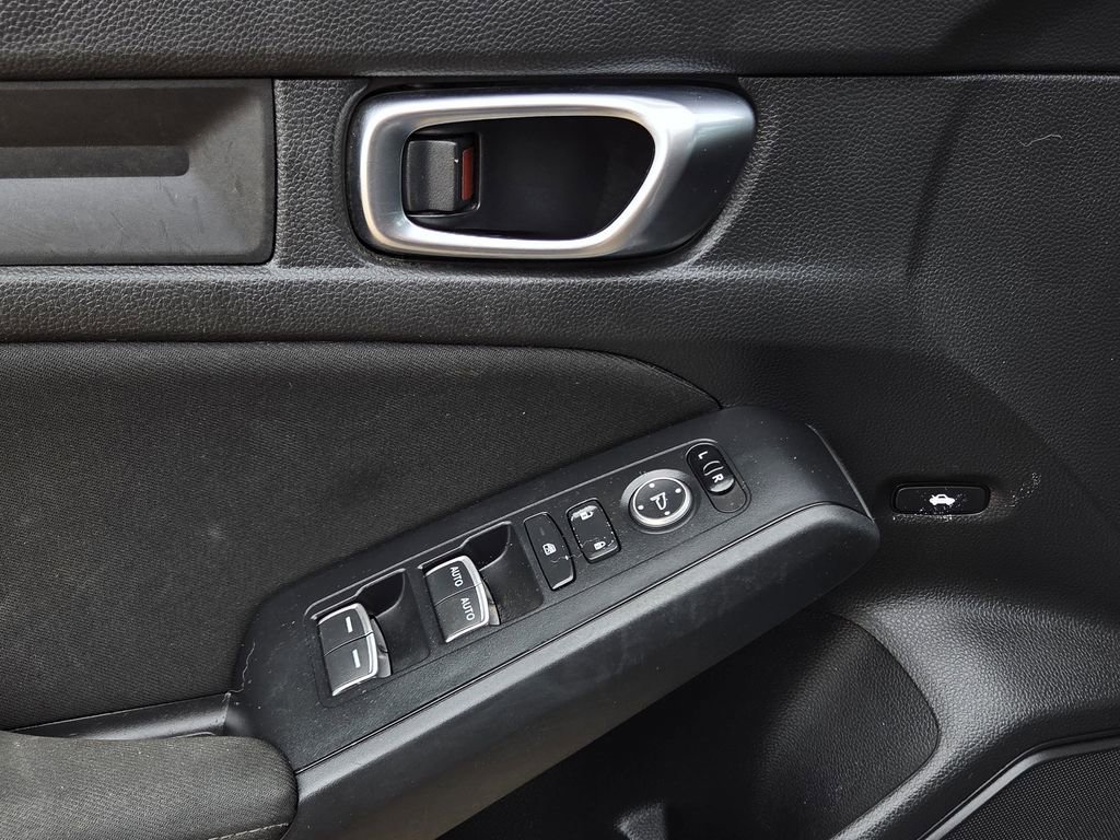 Used 2025 Honda Civic LX image 17