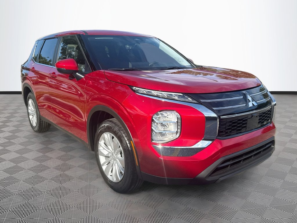 New 2026 Mitsubishi Outlander ES FWD image 3