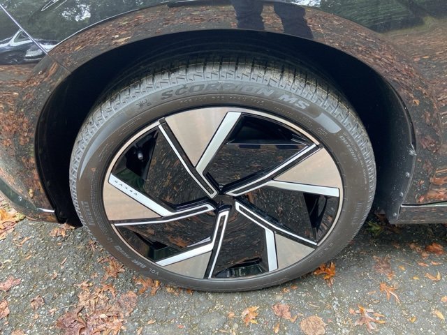 New 2025 Volvo EX90 Ultra image 9