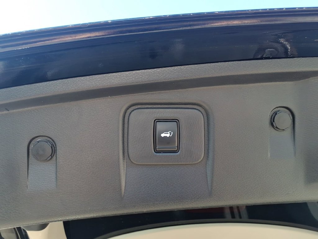 Used 2023 Nissan Murano SL w/ SL Moonroof Package FWD image 7