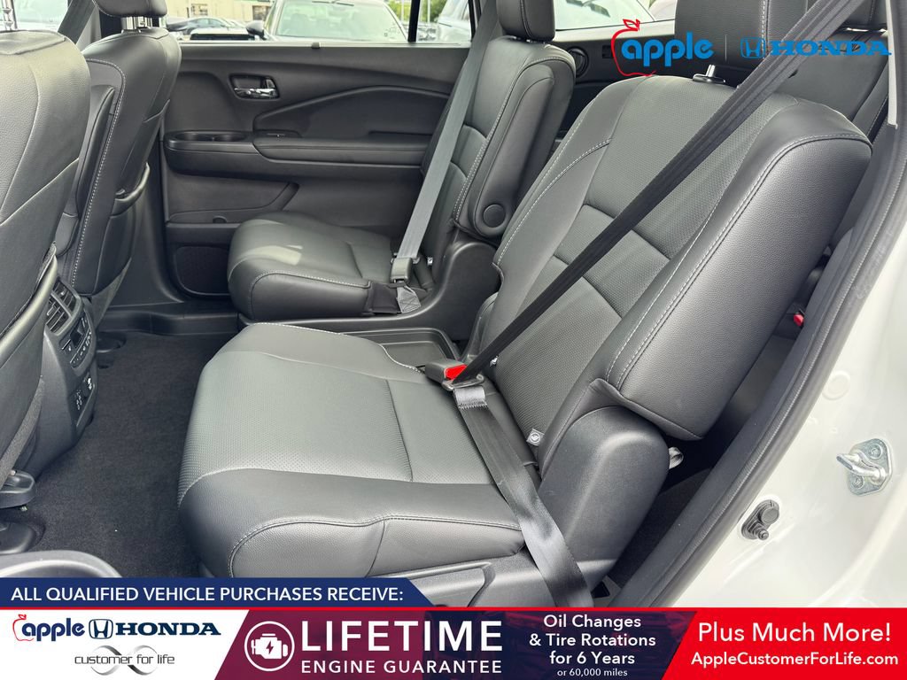 Used 2021 Honda Pilot Elite image 19