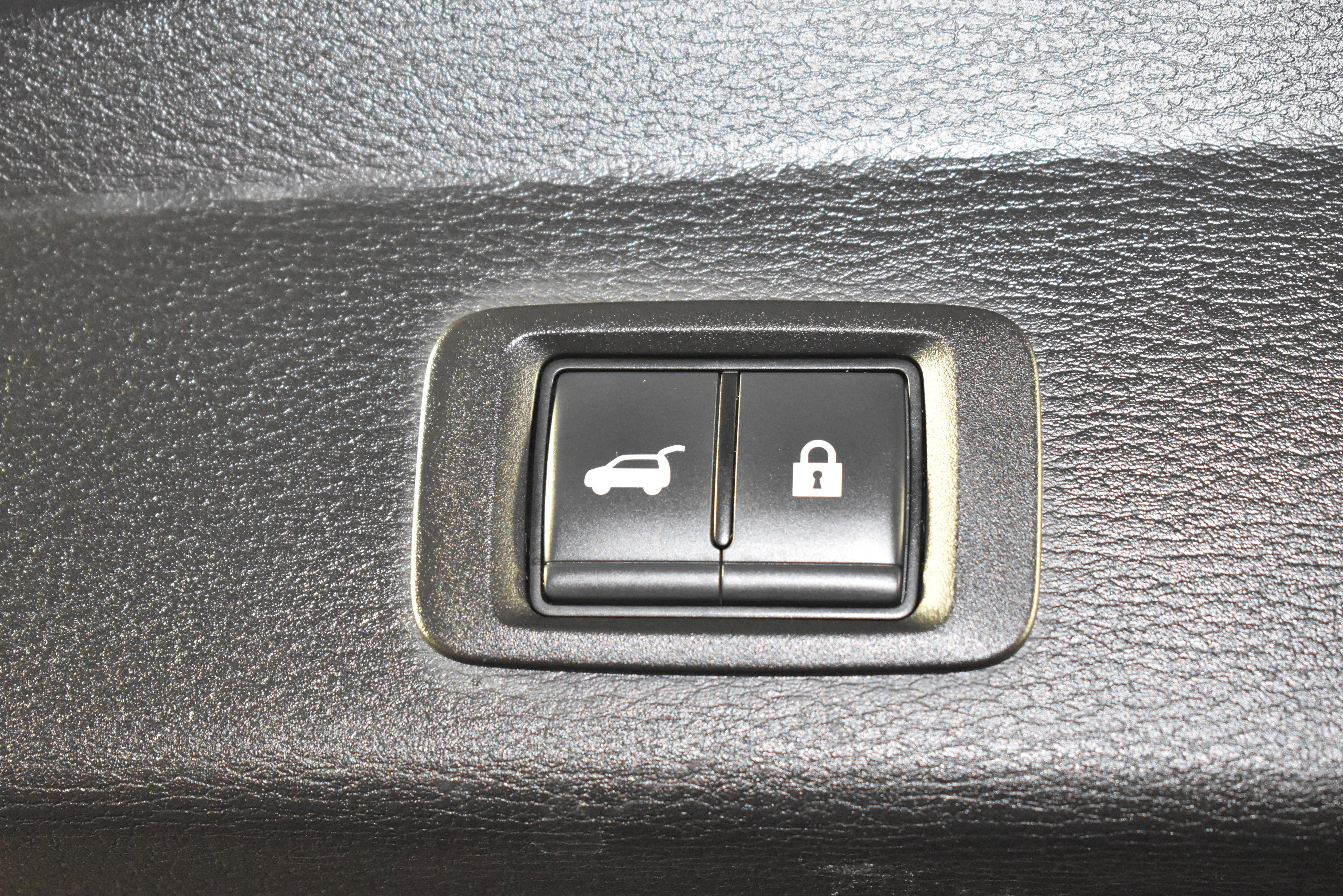 Used 2024 Mitsubishi Outlander SE image 50