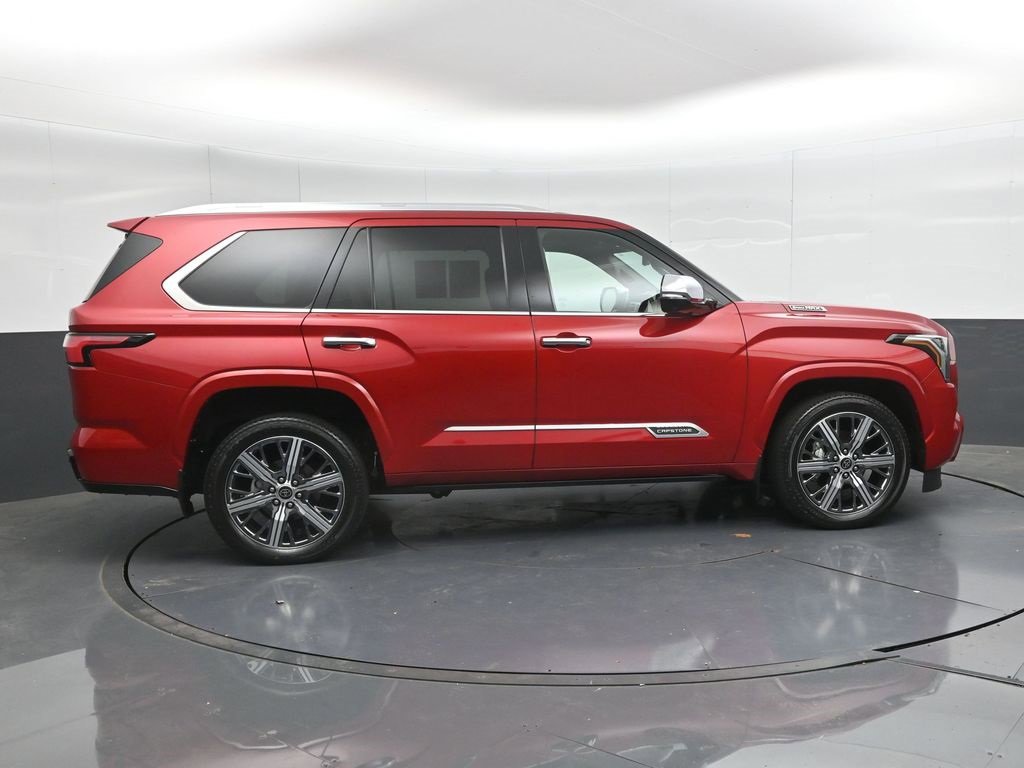 Used 2023 Toyota Sequoia Capstone image 3