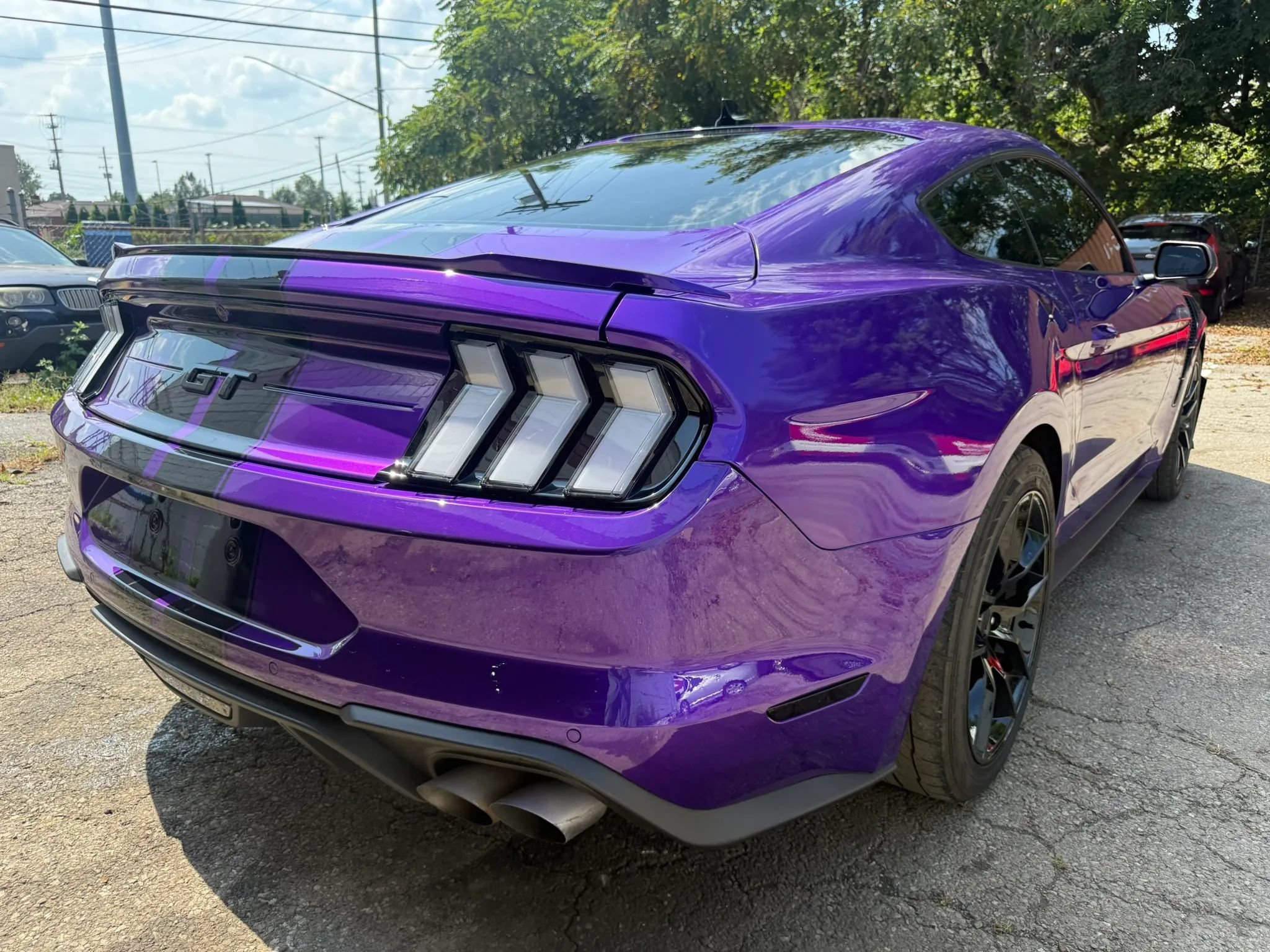 Used 2022 Ford Mustang GT w/ Black Accent Package RWD image 5