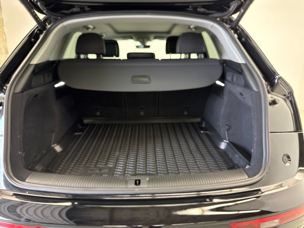 Certified 2023 Audi Q5 2.0T Premium Plus AWD/4WD image 21