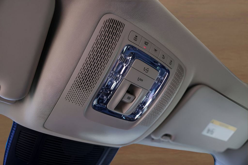 Used 2023 Mercedes-Benz GLS 450 4MATIC image 22