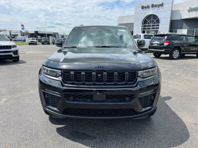 New 2026 Jeep Grand Cherokee Limited AWD/4WD image 2