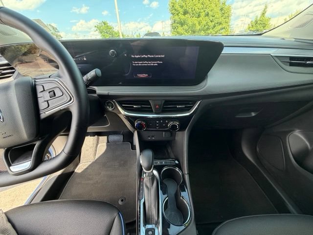 Used 2025 Buick Encore GX Sport Touring AWD/4WD image 27