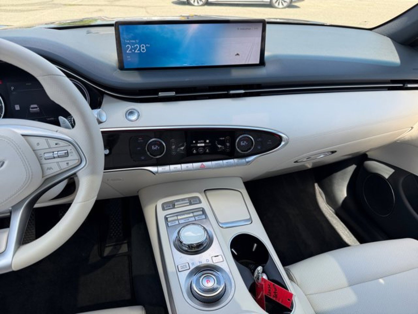 Used 2023 Genesis Electrified GV70 AWD/4WD image 14