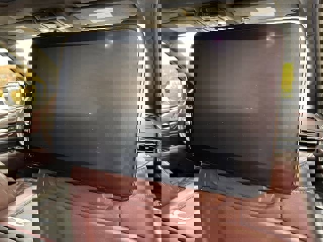 Used 2022 Cadillac Escalade ESV Sport Platinum w/ LPO, ONYX Package image 33