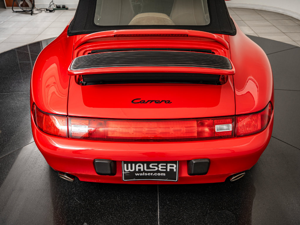 Used 1995 Porsche 911 Carrera RWD image 29