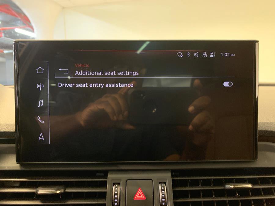 Used 2022 Audi Q5 2.0T Premium Plus w/ Premium Plus Package image 32