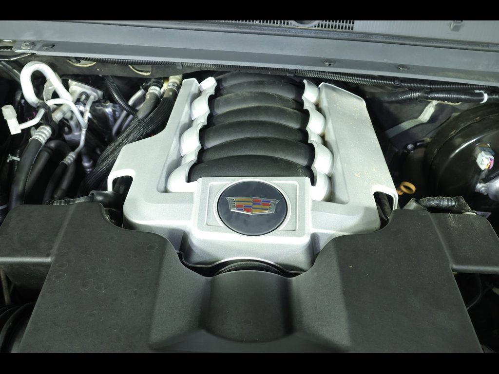Certified 2020 Cadillac Escalade Luxury AWD/4WD image 25