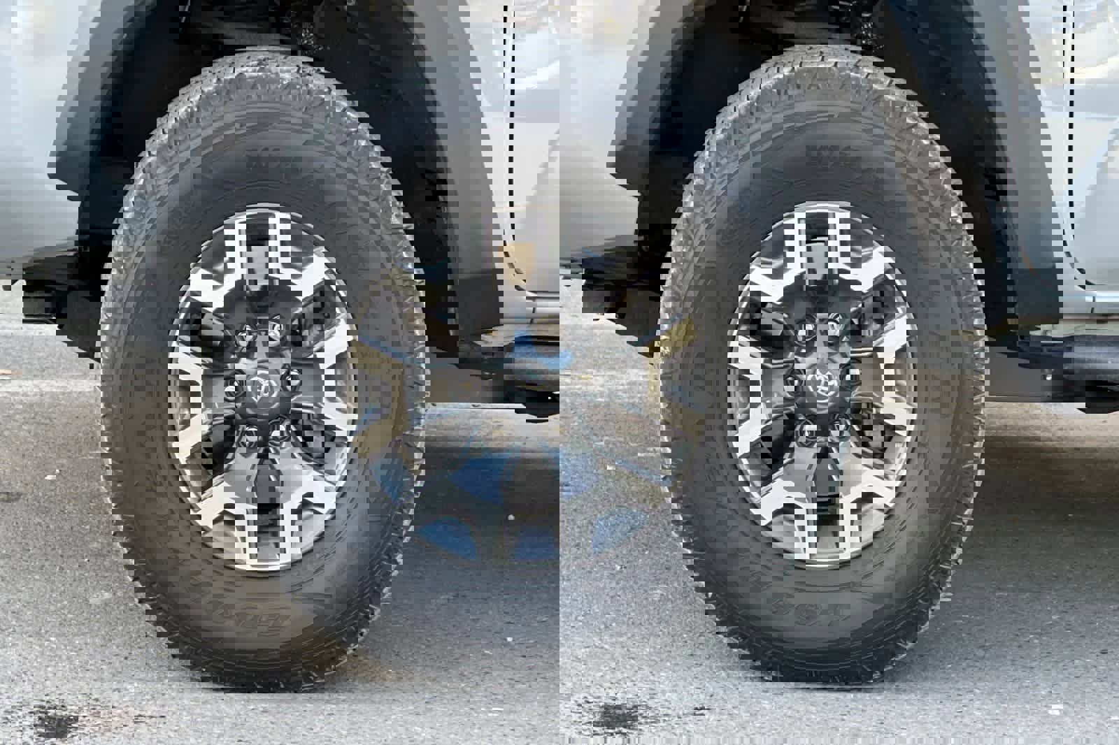 Used 2021 Toyota Tacoma TRD Off-Road w/ Technology Package image 27