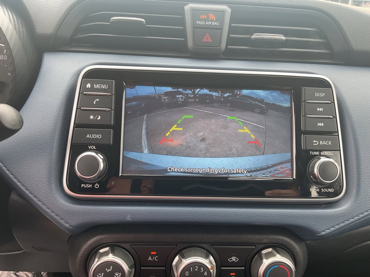 Used 2025 Nissan Versa SV FWD image 29