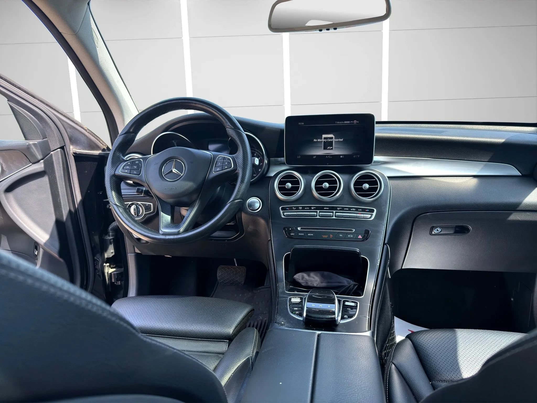 Used 2017 Mercedes-Benz GLC 300 4MATIC image 17