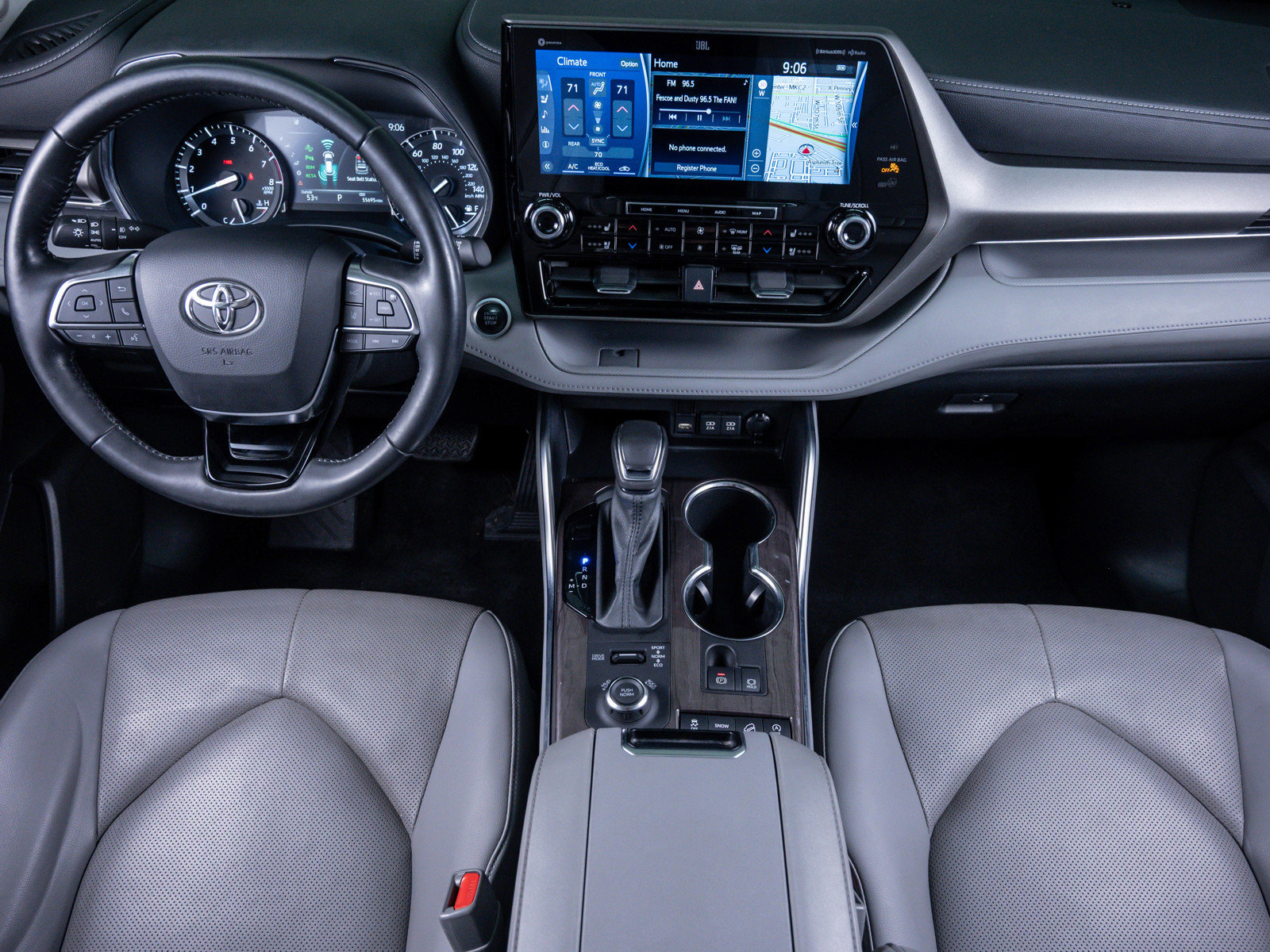 Used 2021 Toyota Highlander Limited image 17