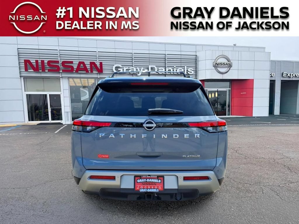 Certified 2025 Nissan Pathfinder Platinum FWD image 7