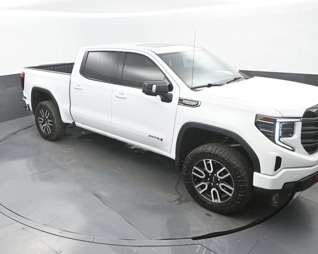 Used 2025 GMC Sierra 1500 AT4 w/ AT4 Premium Package AWD/4WD image 30
