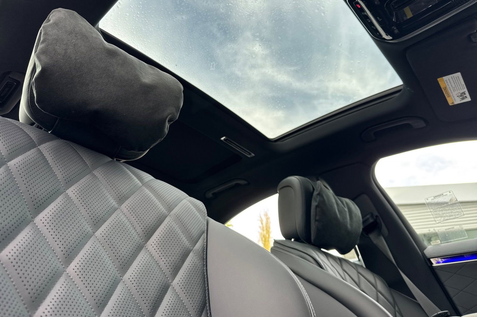 New 2026 Mercedes-Benz S 580 4MATIC Sedan image 34