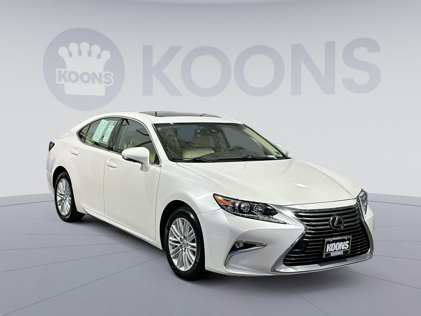 Used 2018 Lexus ES 350 w/ Accessory Package image 10