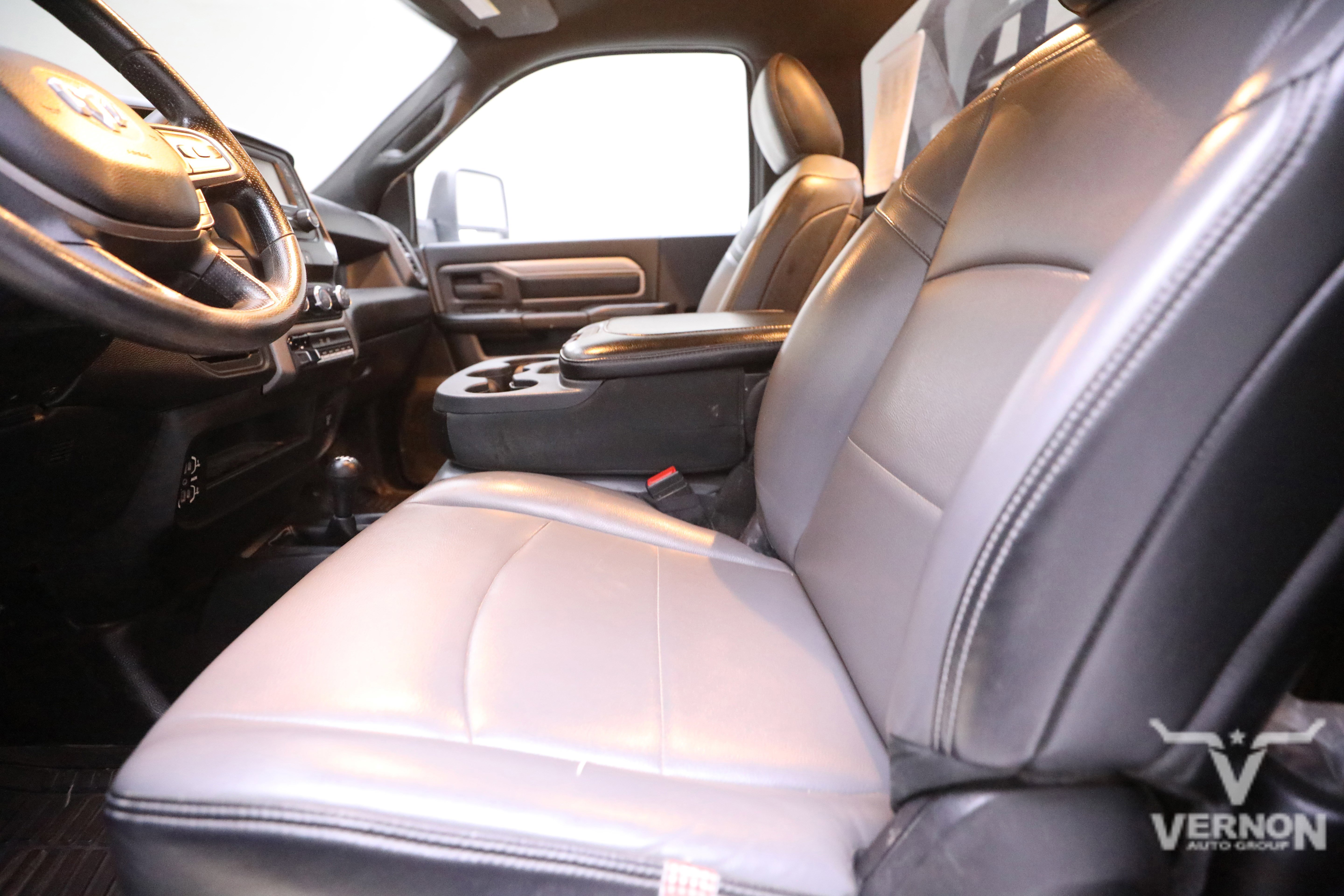 Used 2024 RAM 3500 Tradesman image 10