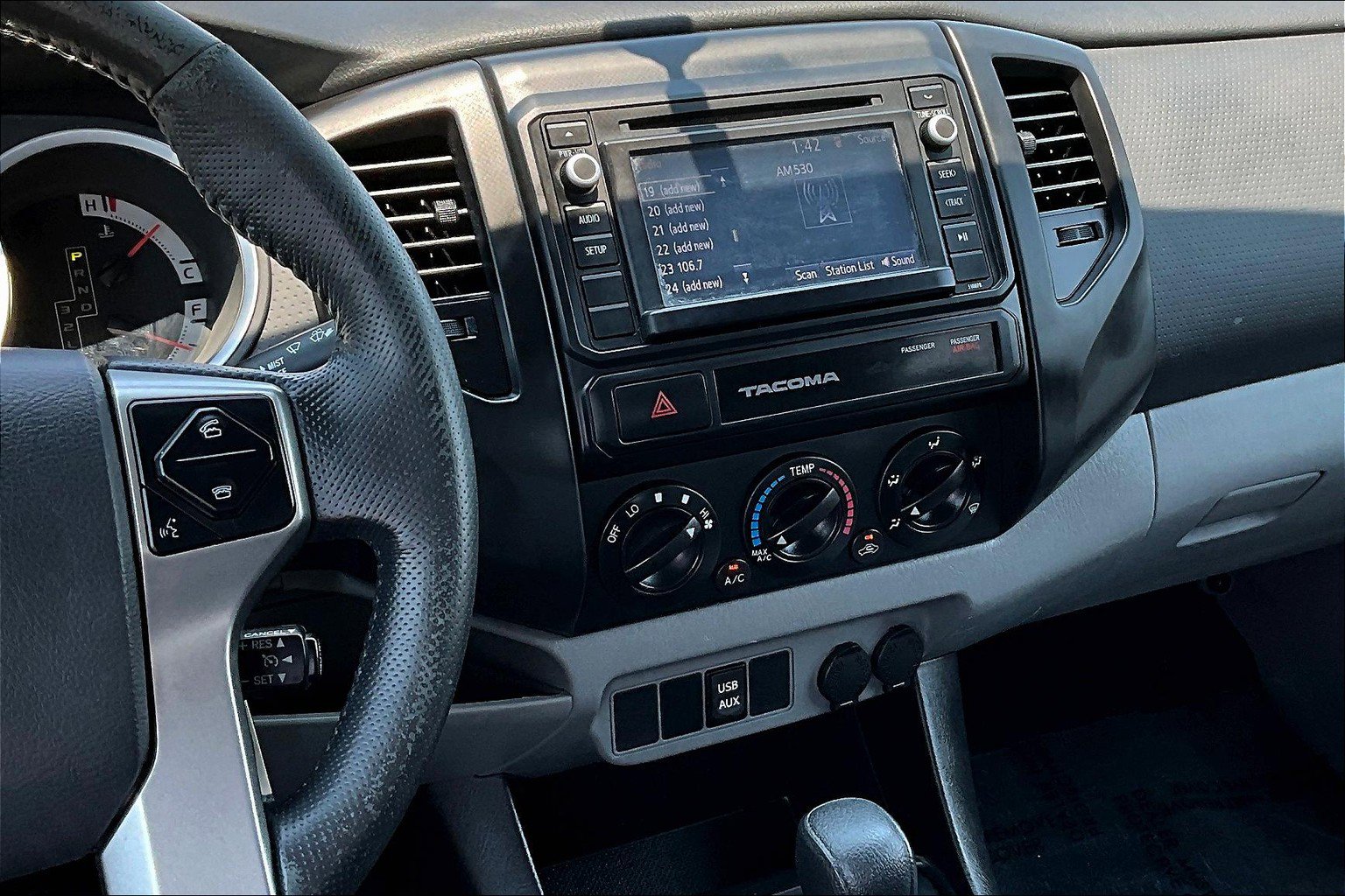Used 2015 Toyota Tacoma PreRunner w/ Convenience Package RWD image 10